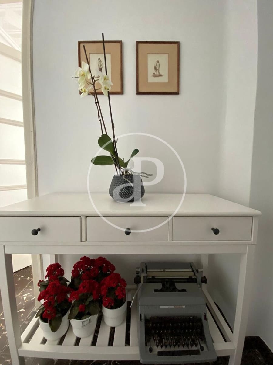 4 sypialnia Apartament na sprzedaż w Miasto Walencja - 240 000 € (Ref: 9372038)