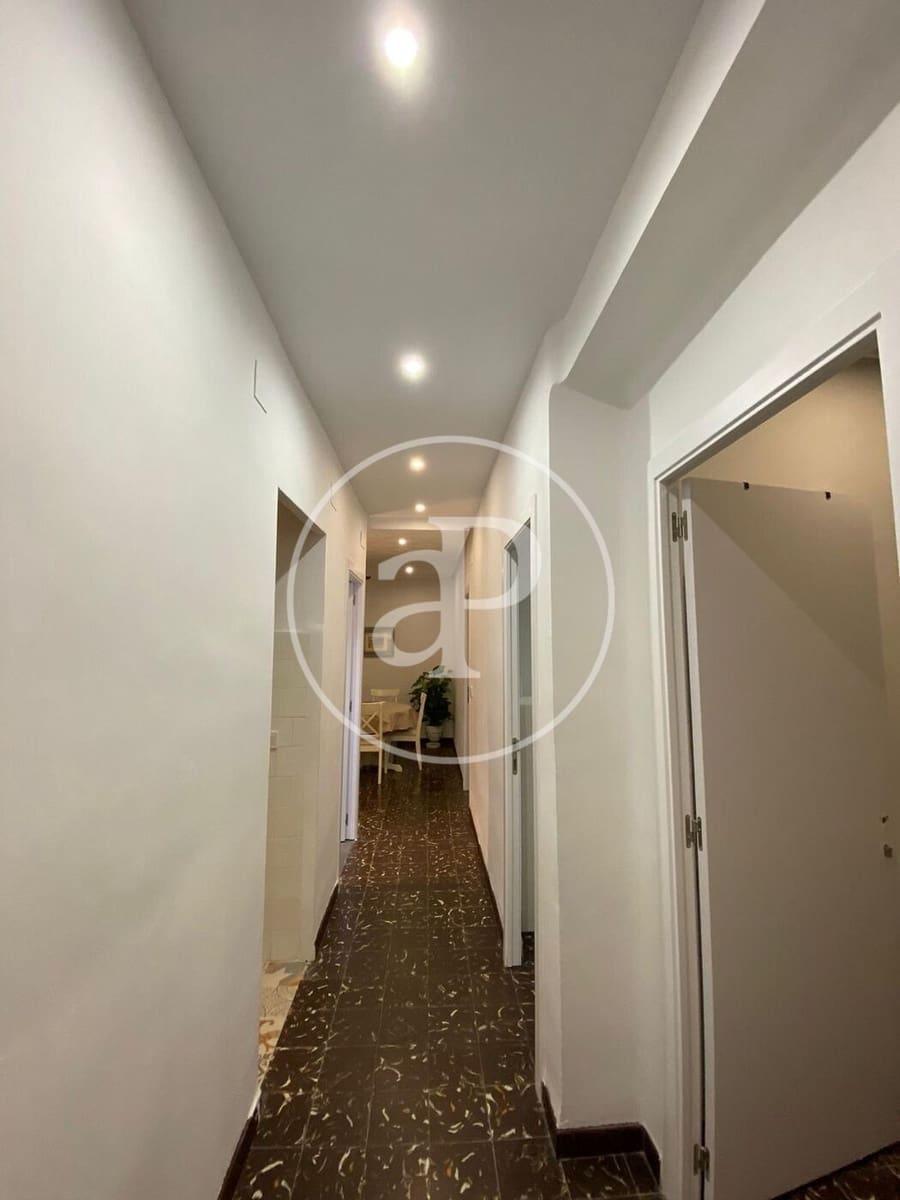 4 sypialnia Apartament na sprzedaż w Miasto Walencja - 240 000 € (Ref: 9372038)