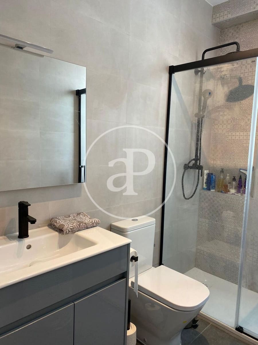 4 sypialnia Apartament na sprzedaż w Miasto Walencja - 240 000 € (Ref: 9372038)