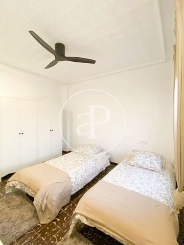 4 Zimmer Apartment zu verkaufen in Cabanyal-Canyamelar, València Stadt - 240.000 € (Ref: 9372038)