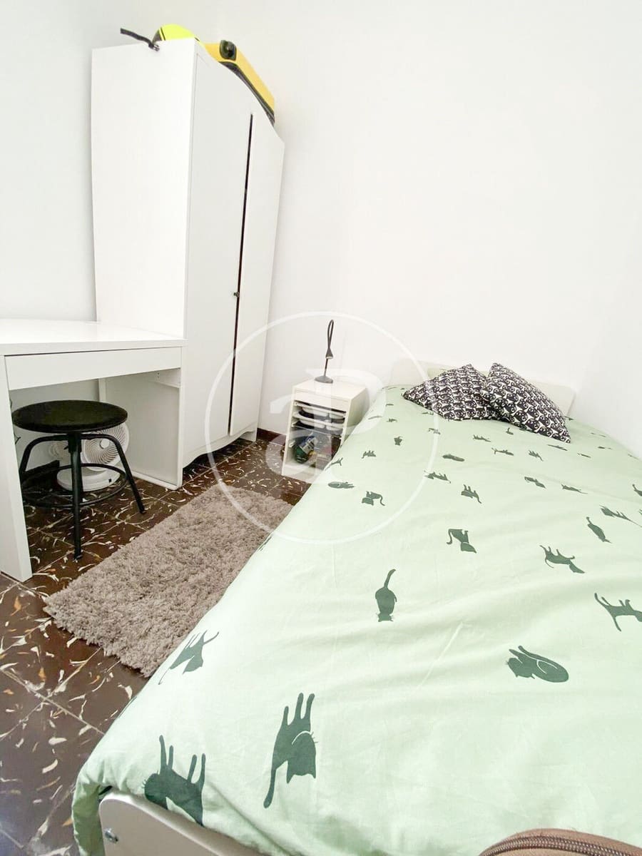 4 Zimmer Apartment zu verkaufen in Valencia Stadt - 240.000 € (Ref: 9372038)