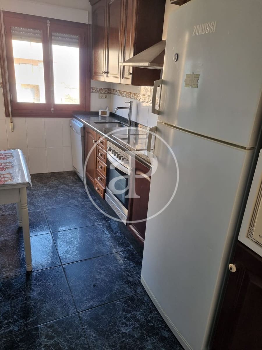 3 bedroom Apartment for sale in Tavernes de la Valldigna - € 235,000 (Ref: 9372044)