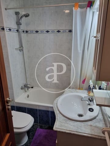 3 bedroom Apartment for sale in Tavernes de la Valldigna - € 235,000 (Ref: 9372044)