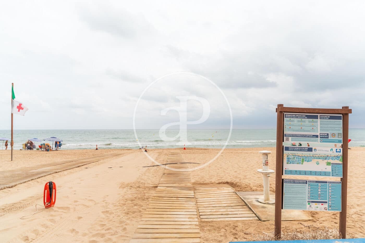 3 bedroom Apartment for sale in Tavernes de la Valldigna - € 235,000 (Ref: 9372044)