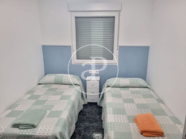 3 bedroom Apartment for sale in Tavernes de la Valldigna - € 235,000 (Ref: 9372044)