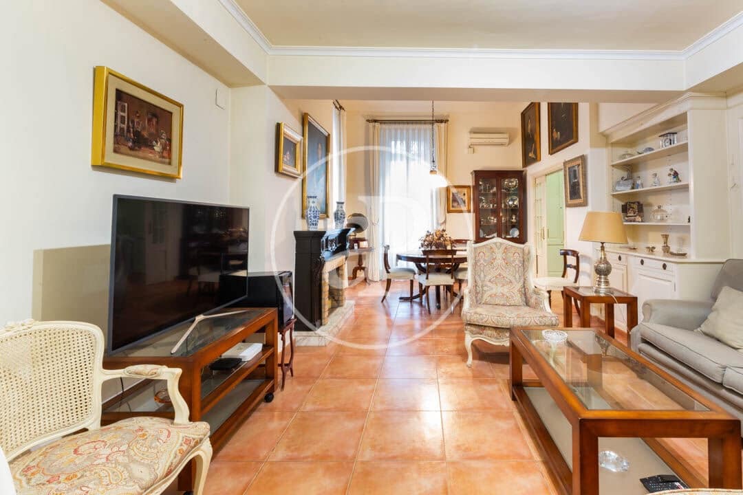 4 sypialnia Willa na sprzedaż w Godella - 650 000 € (Ref: 9375401)