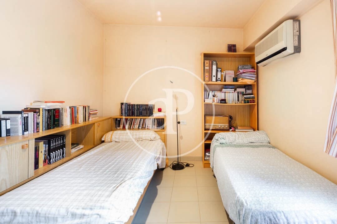 4 sypialnia Willa na sprzedaż w Godella - 650 000 € (Ref: 9375401)