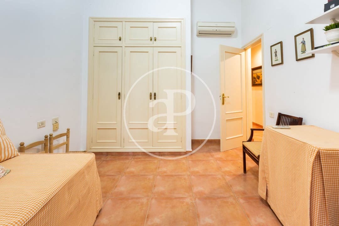 4 sypialnia Willa na sprzedaż w Godella - 650 000 € (Ref: 9375401)