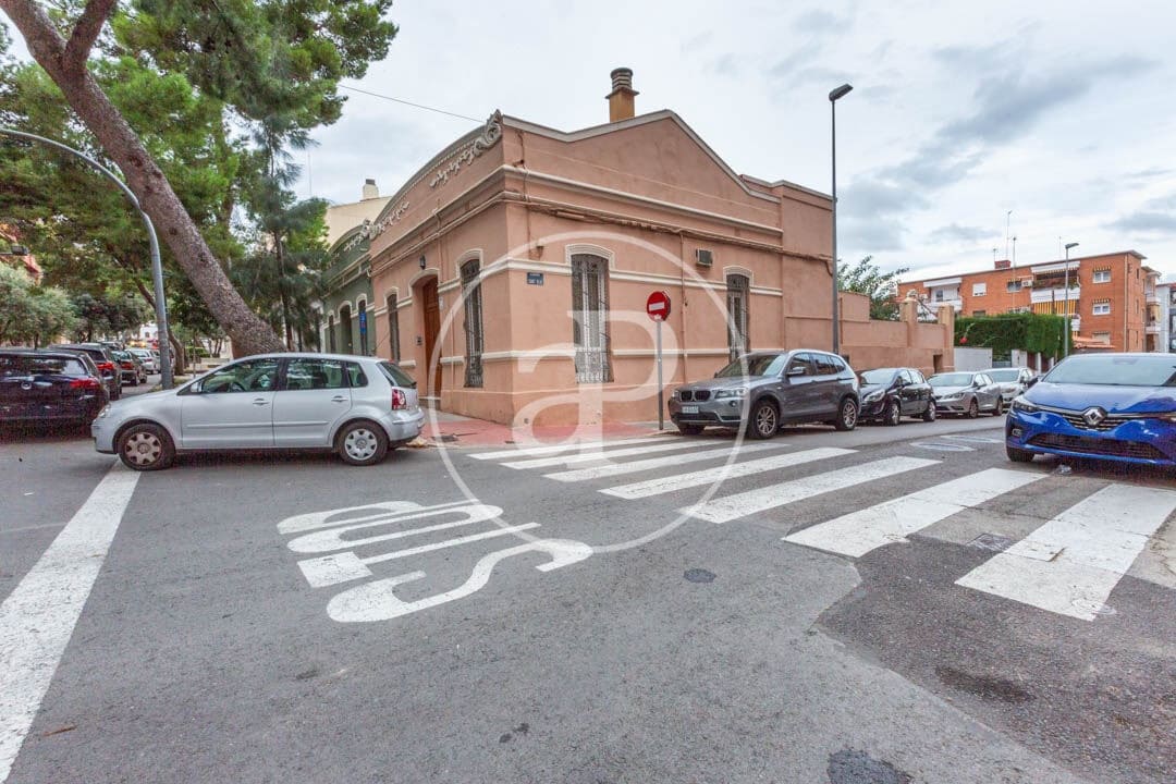 4 sypialnia Willa na sprzedaż w Godella - 650 000 € (Ref: 9375401)