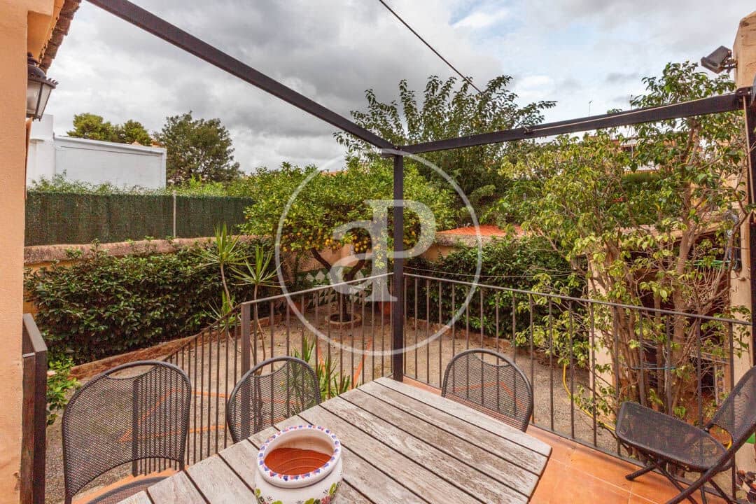 4 sypialnia Willa na sprzedaż w Godella - 650 000 € (Ref: 9375401)