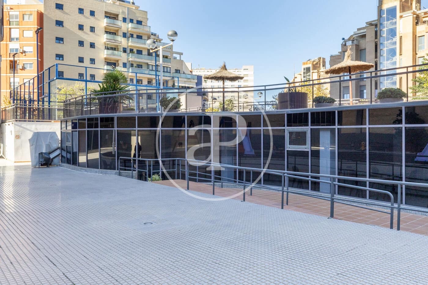 1 makuuhuone Huoneisto myytävänä paikassa Valencia kaupunki mukana uima-altaan - 430 000 € (Ref: 9379113)