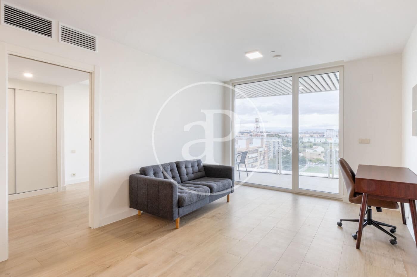 1 bedroom Apartment for sale in Valencia city with pool - € 430,000 (Ref: 9379113)