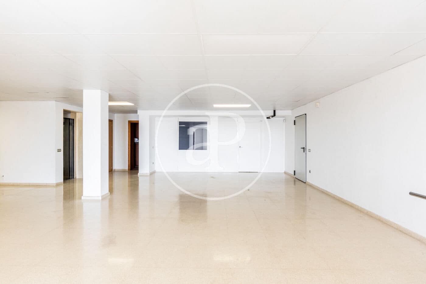 10 soverom Villa til salgs i Calicanto med svømmebasseng - € 1 980 000 (Ref: 9379114)