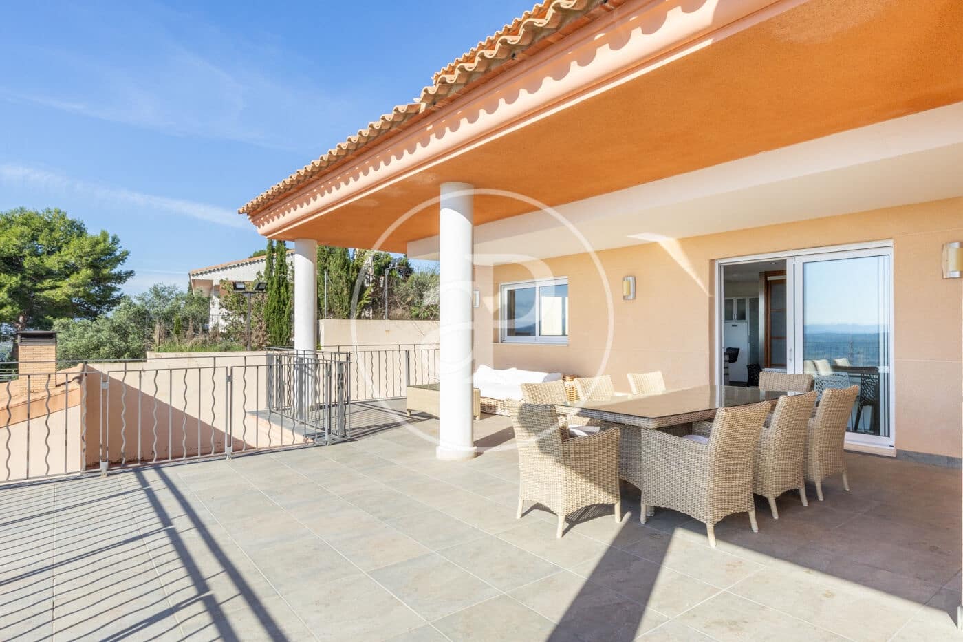 10 soverom Villa til salgs i Calicanto med svømmebasseng - € 1 980 000 (Ref: 9379114)