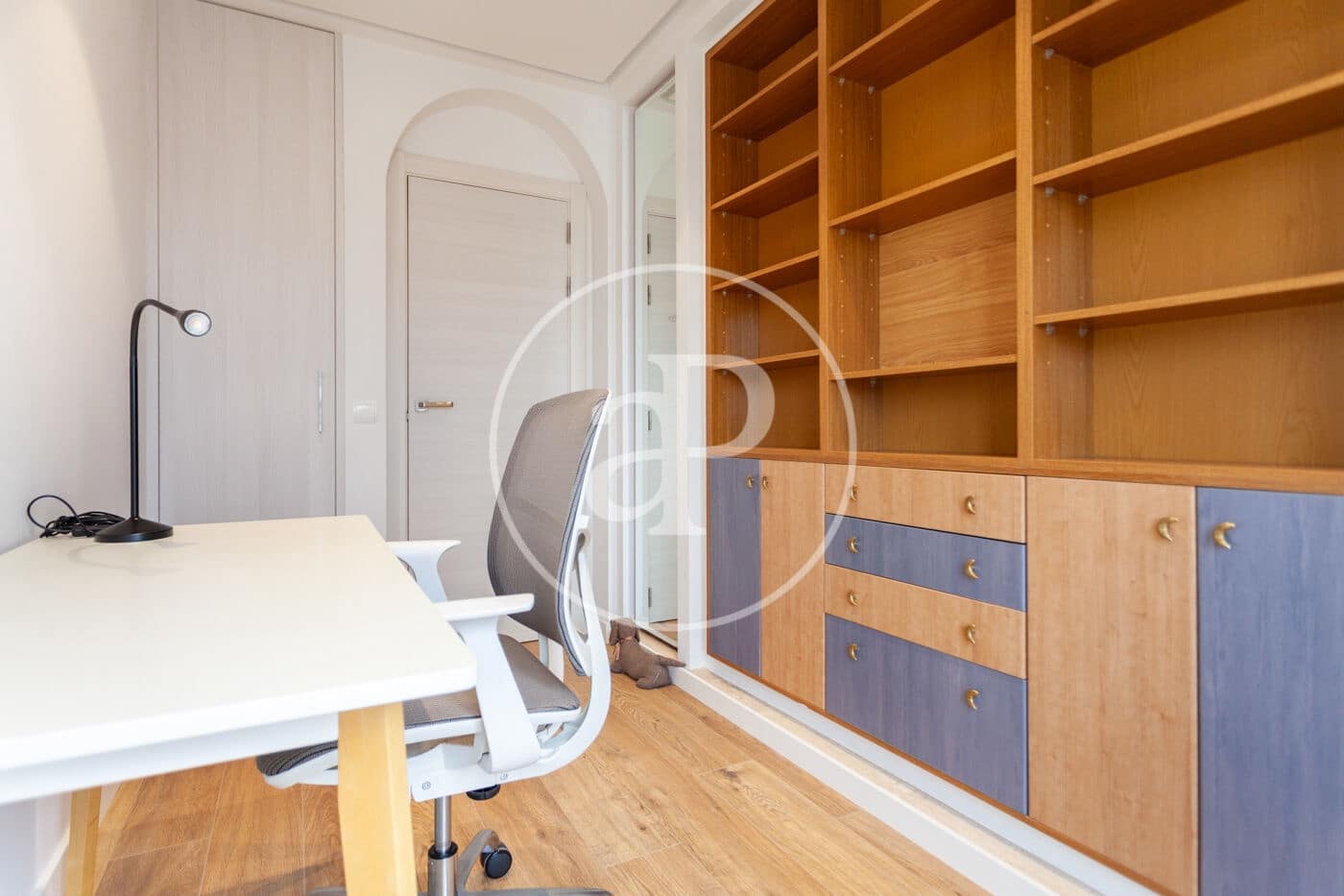 3 sovrum Lägenhet att hyra i Valencia stad - 1 900 € (Ref: 9379116)