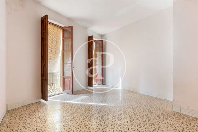 8 bedroom Villa for sale in Burriana / Borriana - € 210,000 (Ref: 9379117)