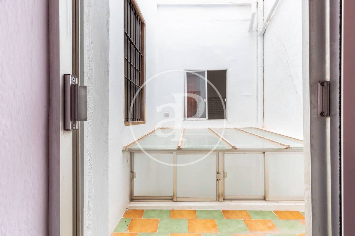 8 bedroom Villa for sale in Burriana / Borriana - € 210,000 (Ref: 9379117)