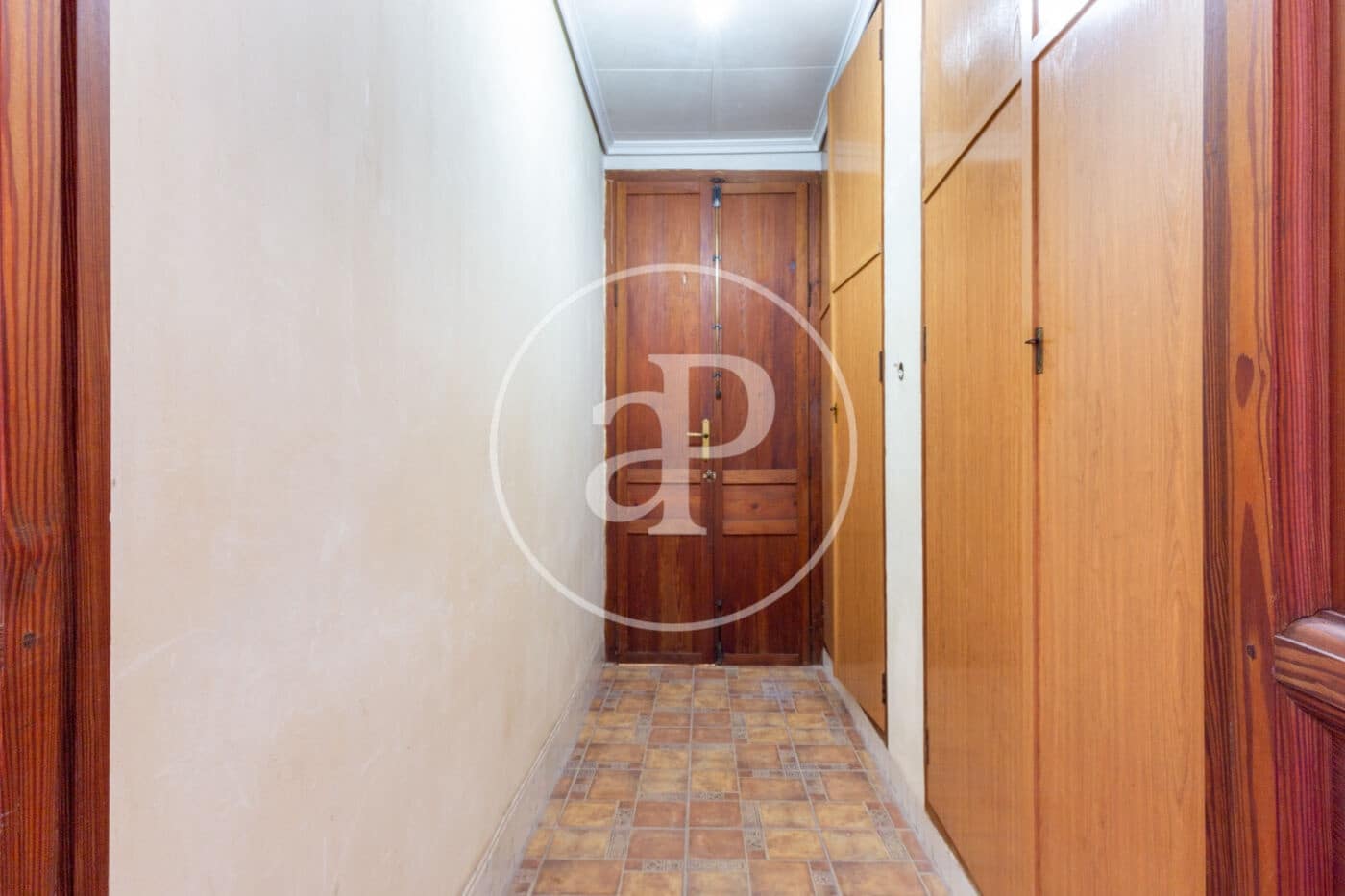 8 bedroom Villa for sale in Burriana / Borriana - € 210,000 (Ref: 9379117)