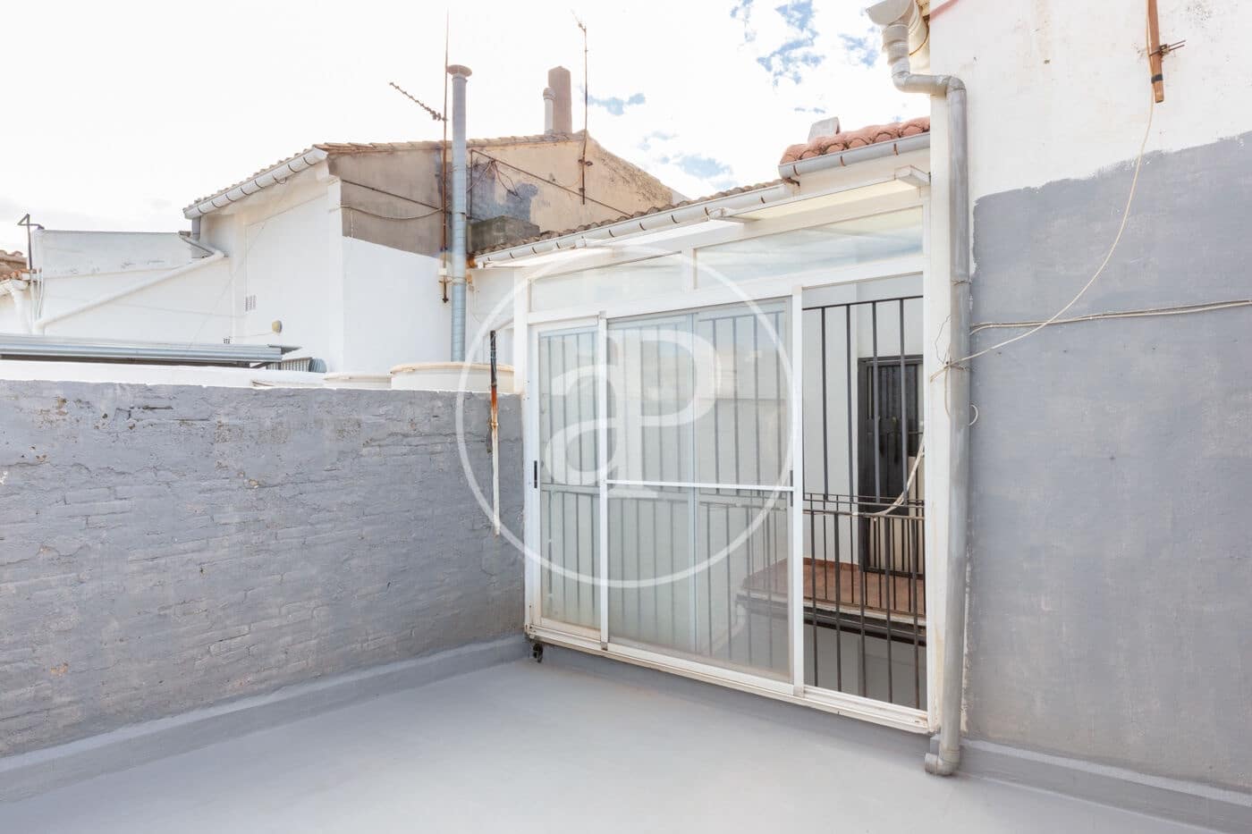 8 bedroom Villa for sale in Burriana / Borriana - € 210,000 (Ref: 9379117)