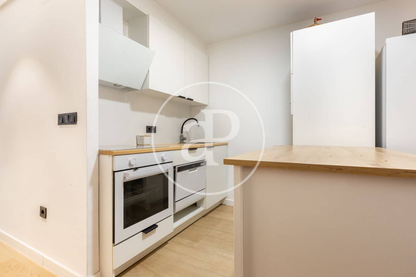 2 makuuhuone Huoneisto vuokrattavana paikassa Valencia kaupunki - 1 350 € (Ref: 9383013)