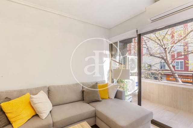 2 soverom Leilighet til leie i Russafa, Valencia by - € 1 350 (Ref: 9383013)