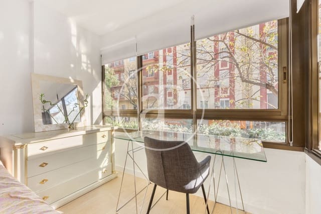 2 soverom Leilighet til leie i Russafa, Valencia by - € 1 350 (Ref: 9383013)