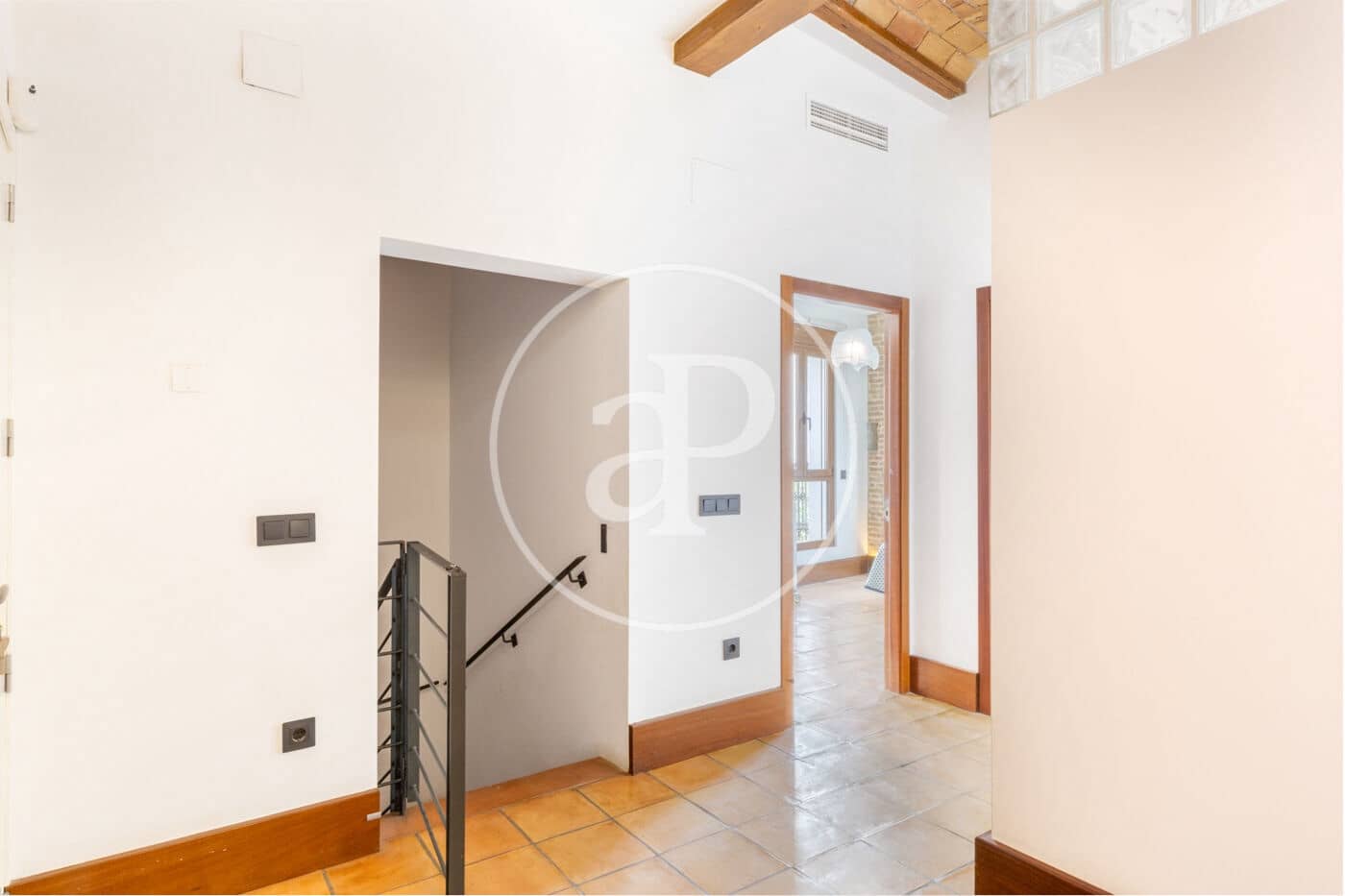 5 bedroom Villa for rent in Valencia city - € 3,900 (Ref: 9385690)