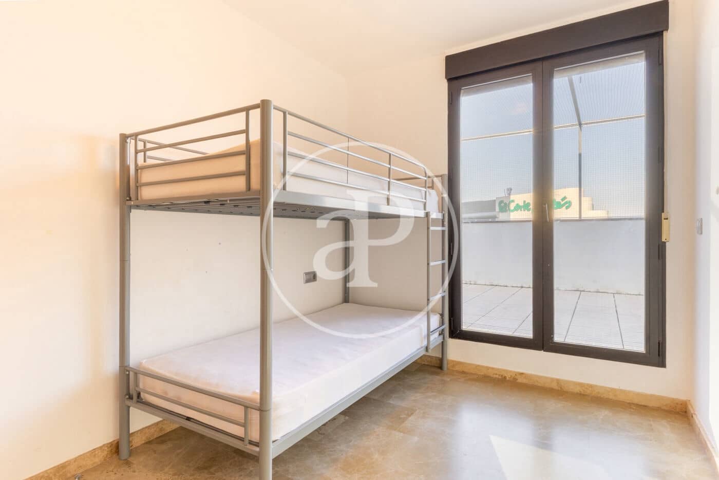 4 sypialnia Apartament do wynajęcia w Miasto Walencja z basenem - 3 000 € (Ref: 9385692)