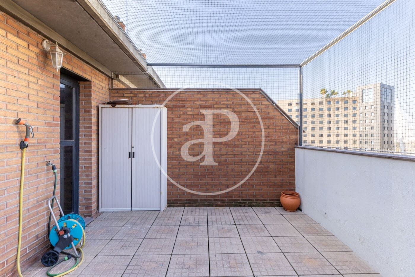 4 sypialnia Apartament do wynajęcia w Miasto Walencja z basenem - 3 000 € (Ref: 9385692)