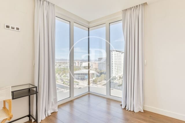 3 bedroom Apartment for rent in Benicalap, Valencia city with pool - € 3,900 (Ref: 9387995)