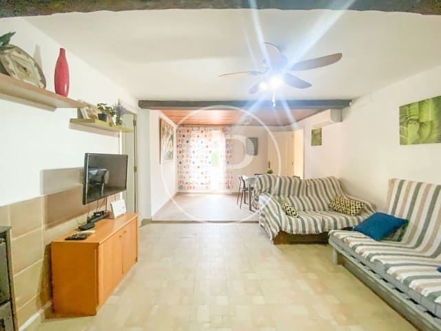 4 bedroom Villa for sale in Llíria with pool - € 272,000 (Ref: 9387996)