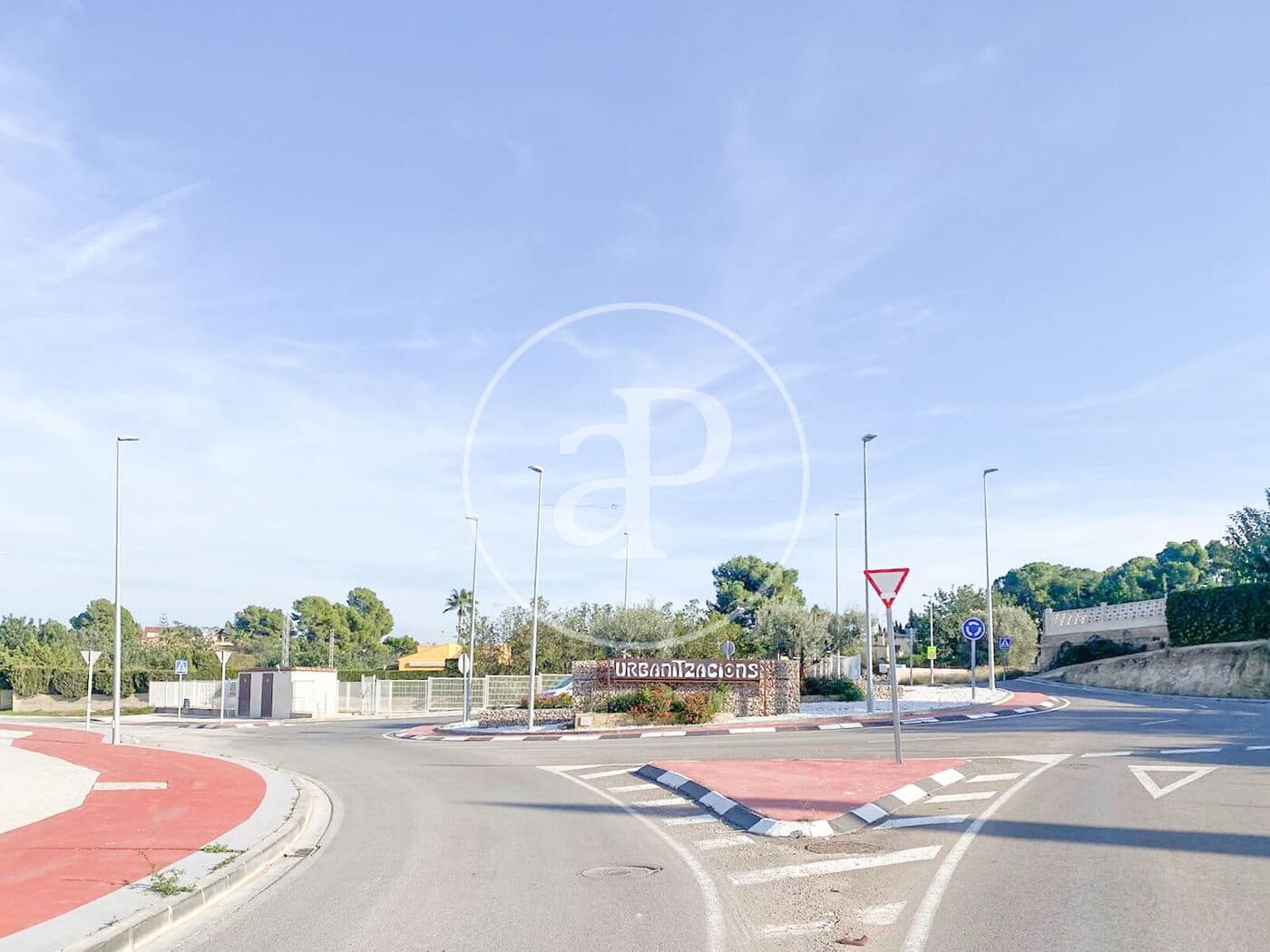 4 slaapkamer Villa te koop in Lliria met zwembad - € 272.000 (Ref: 9387996)