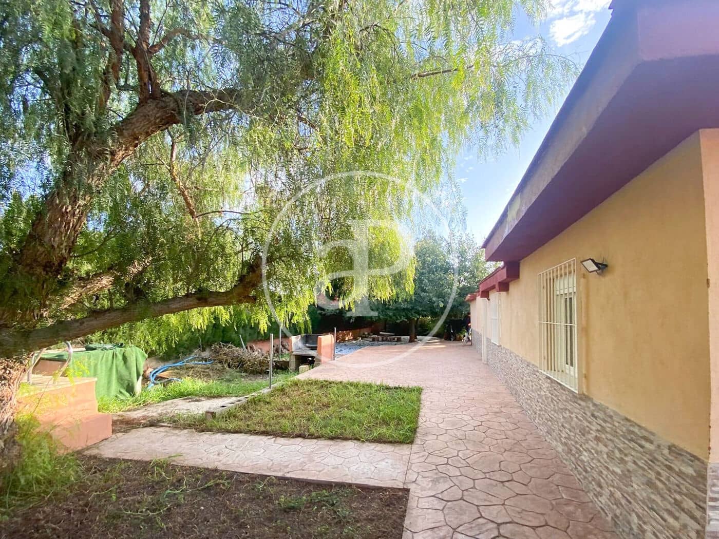 4 slaapkamer Villa te koop in Lliria met zwembad - € 272.000 (Ref: 9387996)