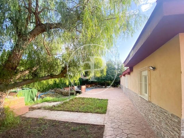 4 bedroom Villa for sale in Llíria with pool - € 272,000 (Ref: 9387996)