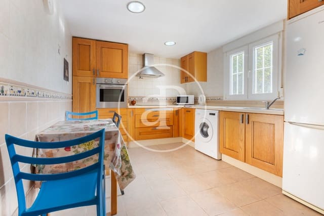 4 sypialnia Willa na sprzedaż w Llíria z basenem - 272 000 € (Ref: 9387996)