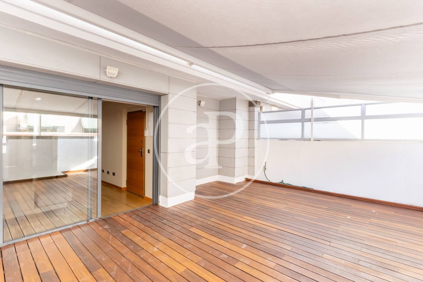 3 sypialnia Penthouse do wynajęcia w Miasto Walencja - 3 000 € (Ref: 9387998)