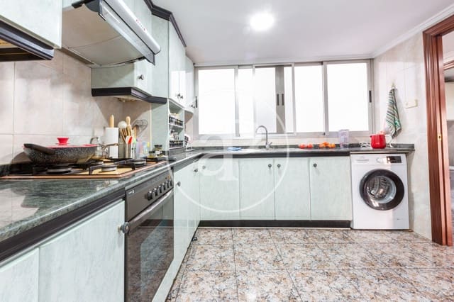 3 camera da letto Appartamento in vendita in La Creu Coberta, Valencia città - 240.000 € (Rif: 9388001)