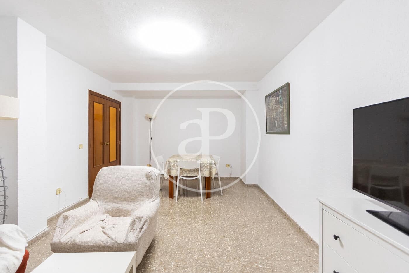 4 soverom Leilighet til leie i Valencia by - € 1 300 (Ref: 9388002)