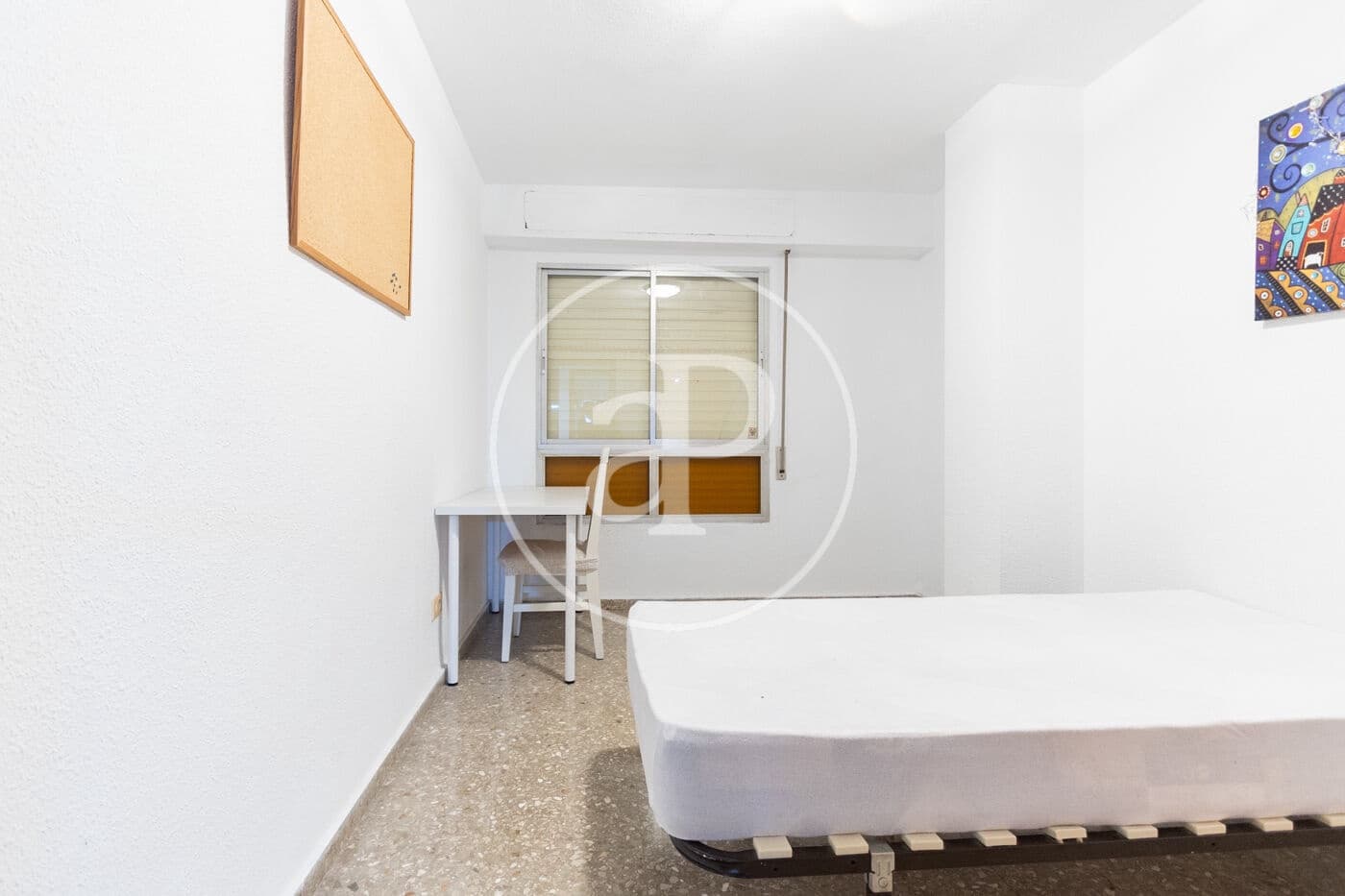 4 soverom Leilighet til leie i Valencia by - € 1 300 (Ref: 9388002)