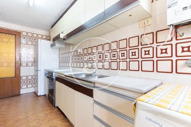 Appartement de 4 chambres à louer à Marxalenes, Valence ville - 1 300 € (Ref: 9388002)