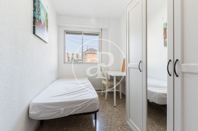 Appartement de 4 chambres à louer à Marxalenes, Valence ville - 1 300 € (Ref: 9388002)