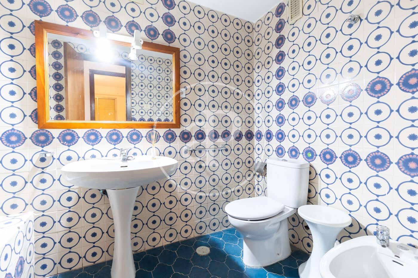 4 soverom Leilighet til leie i Valencia by - € 1 300 (Ref: 9388002)