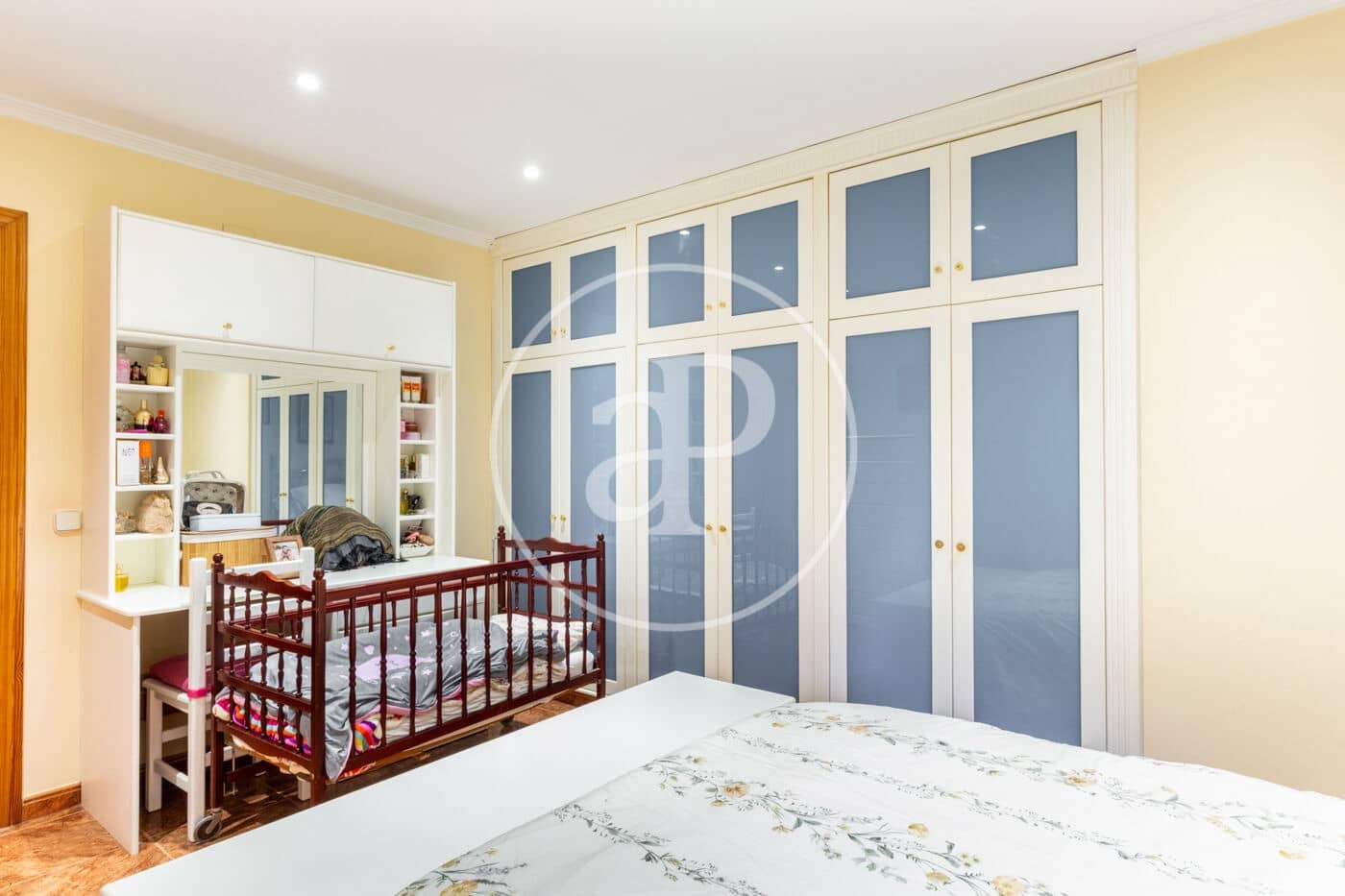 7 bedroom Villa for sale in Serra with pool - € 665,000 (Ref: 9390969)