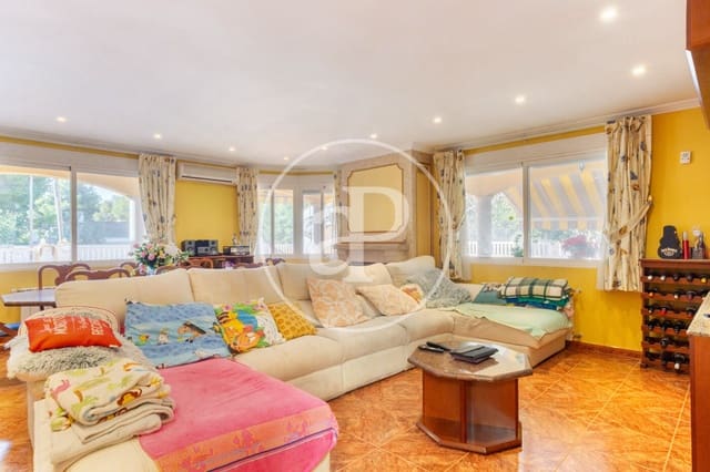 7 soverom Villa til salgs i Serra med svømmebasseng - € 665 000 (Ref: 9390969)