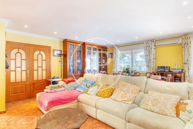 7 soverom Villa til salgs i Serra med svømmebasseng - € 665 000 (Ref: 9390969)