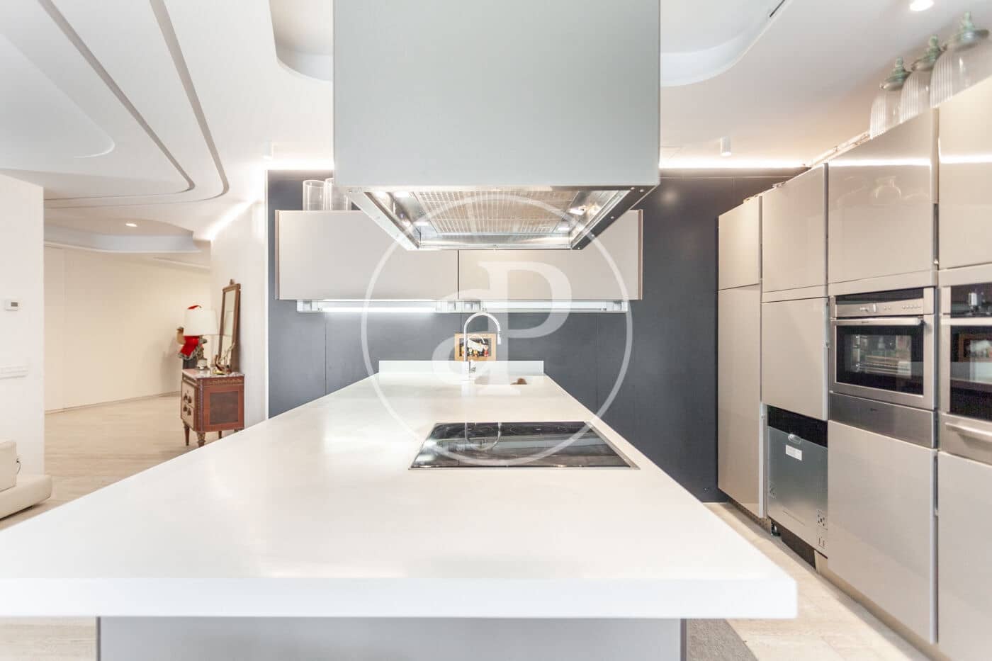 3 chambre Appartement à vendre à Valence ville - 1 500 000 € (Ref: 9390972)