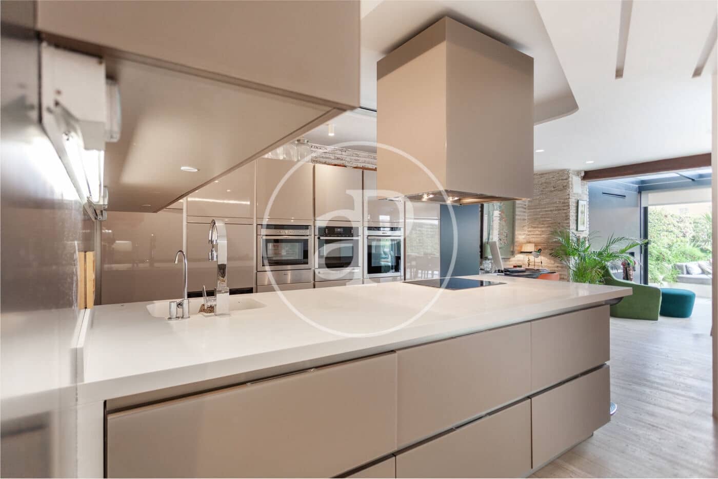 3 chambre Appartement à vendre à Valence ville - 1 500 000 € (Ref: 9390972)