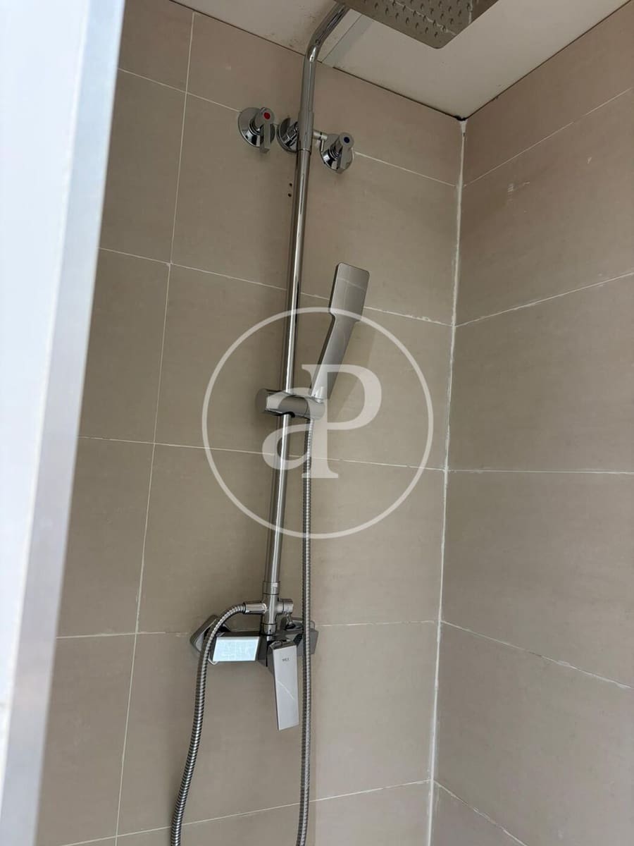 2 soveværelse Villa til leje i Torrent med swimmingpool - € 1.400 (Ref: 9396090)