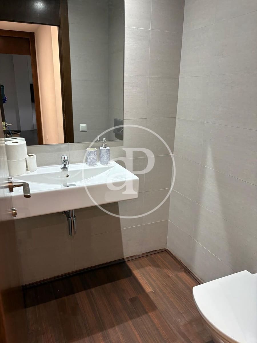 3 camera da letto Villa da affittare in Torrent con piscina - 3.000 € (Rif: 9396092)