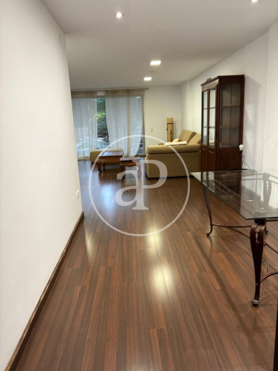 3 camera da letto Villa da affittare in Torrent con piscina - 3.000 € (Rif: 9396092)